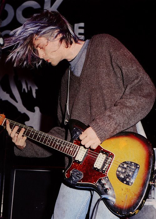 kurt cobain live at paramount guitar