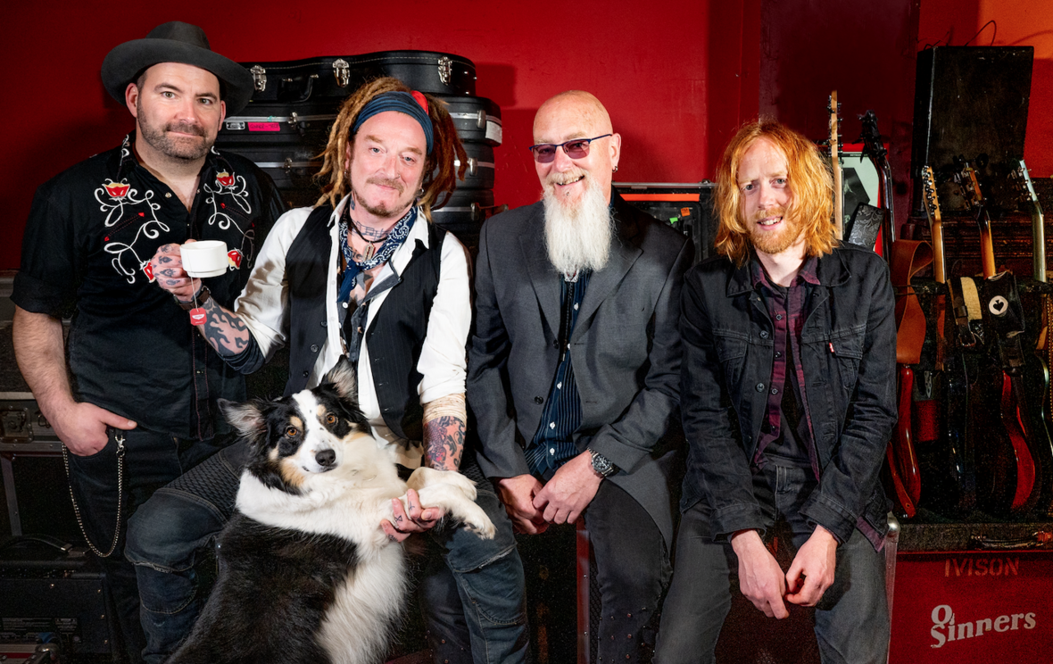 Ginger Wildheart & The Sinners’ Self-Titled Debut Album Out Now @ Top40-Charts.com