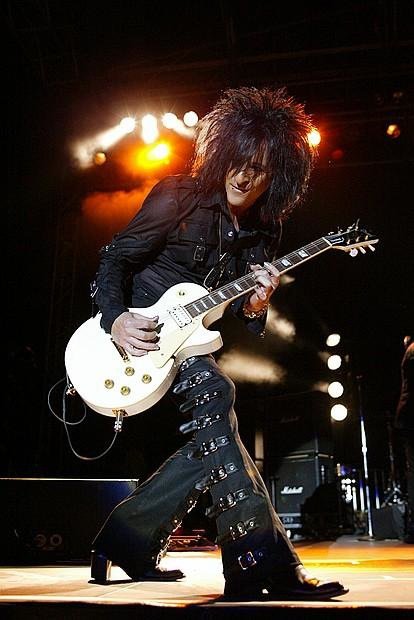 Steve Stevens, Who Played Guitar For Michael Jackson, Partners With Jamplay To Teach Musicians Hits From Another '80s Legend: Billy Idol