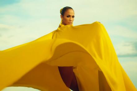 Watch Jennifer Lopez's Steamy, Tropical 'Ni Tu Ni Yo' Video