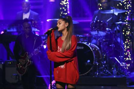 Ariana Grande Performed "Imagine" On TV For The First Time!