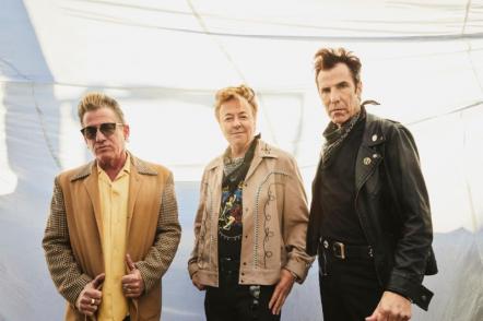 Stray Cats Vault Onto Album Charts With '40' Ahead Of Summer Tour