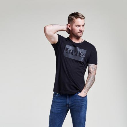 Kohl's & Levi's Team Up With Multi-Platinum Selling Brett Young To Spotlight Favorite Jeans For Back-To-School