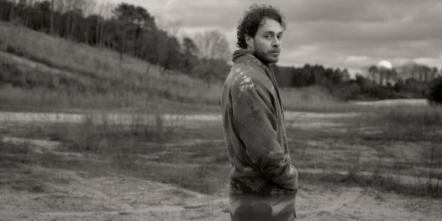 Amos Lee Will Embark On Additional Tour Dates