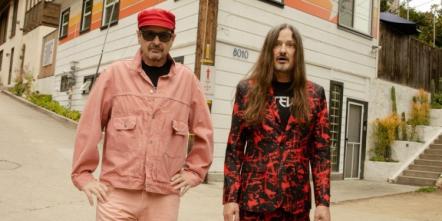 Redd Kross To Release Eponymous Double LP, Shares Single 'Candy Coloured Catastrophe'
