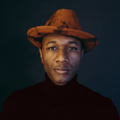 Aloe Blacc To Premiere "Shine" Honoring Aurora Humanitarians With Live Performance At Aurora Prize For Awakening Humanity Ceremony