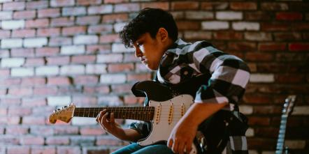 Teen Guitarist And Rocker Nikhil Bagga Releases New Single 'Never Meant It'