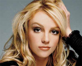 Pop Superstars Britney Spears & Enrique Iglesias Announces 2011 Summer Tour Dates!