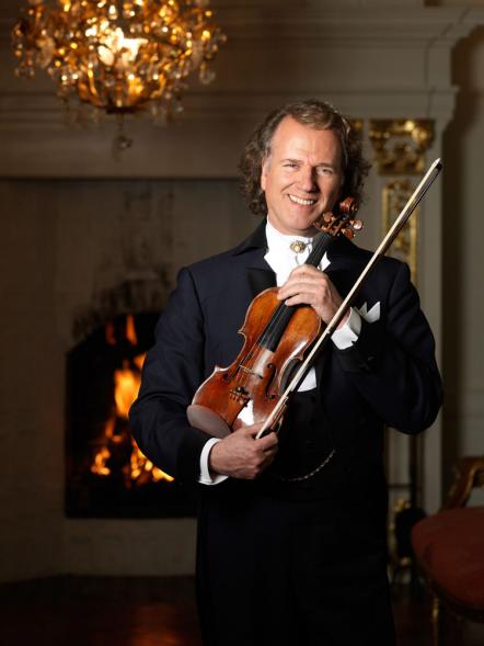 Andre Rieu Shares Classic Brit Award With Anthony Hopkins