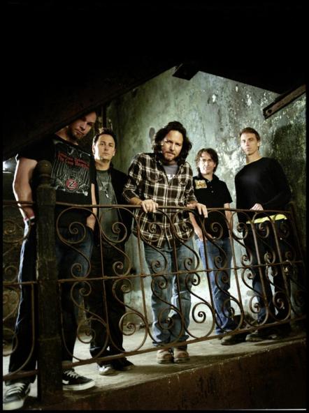 Pearl Jam And Superglued Present 'Pearl Jam Twenty - Biggest Fan Contest'