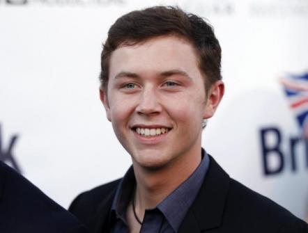 Scotty McCreery Makes History With Debut Single 'I Love You This Big'