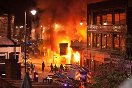 Musicians Flock To Twitter Over The London Riots!