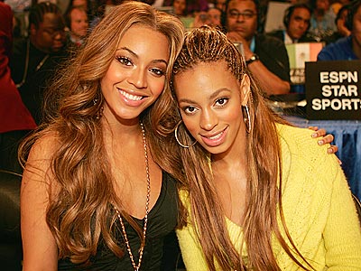 Beyonce & Solange Meet For Brunch In Brooklyn, NY