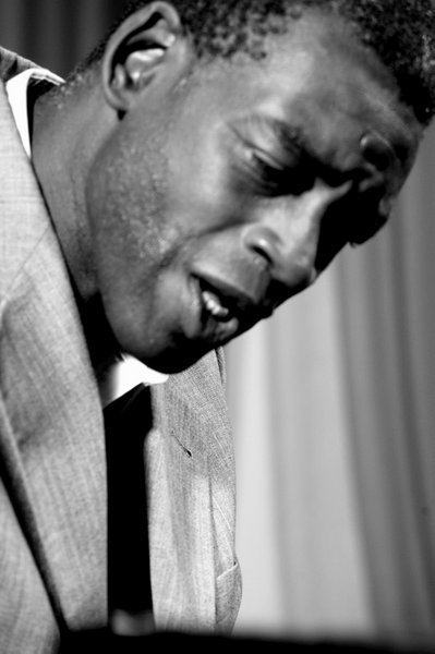 Bay Area Jazz Pianist Eric Vaughn To Release First Nationally Distributed CD "Minor Relocation," On August 7, 2012