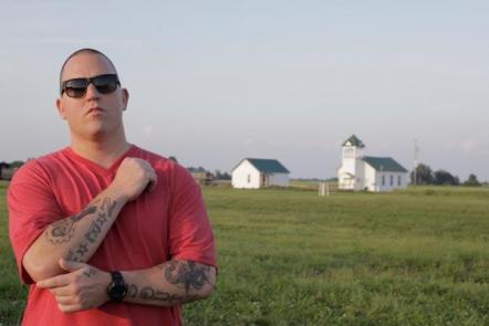 Bubba Sparxxx Releases Video For "Country Folks" Featuring Danny Boone From Rehab
