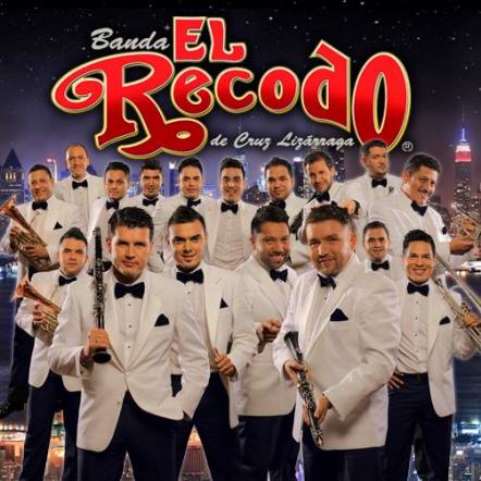 Banda El Recodo De Cruz Lizarraga Reaffirms Its Trust In Its Label As It Renews Its Contract With Universal Music Latin Entertainment