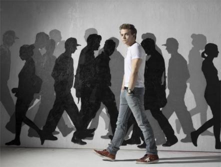 Hunter Hayes Announces "We're Not Invisible Tour" Which Kicks Off March 20, 2014