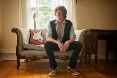 Andy Sydow Arms Himself With A Self-titled Blues-Folk Rock Release With A Modern Twist