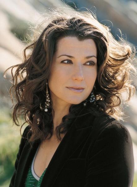 Gladney Center For Adoption Invites You To Dinner And A Concert Featuring Grammy Award Winning Vocal Artist, Amy Grant