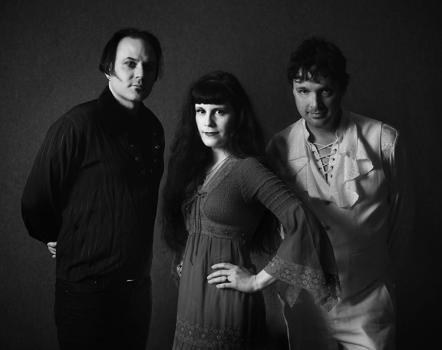 Accolade Takes On Ethereal Goth Rock With A Progressive And Classical Twist