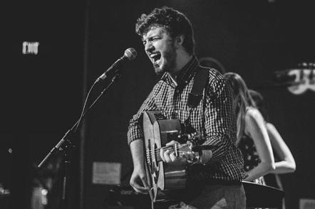 Matthew Fowler Sings From The "Rooftops," New Single Premieres On Bluegrass Situation