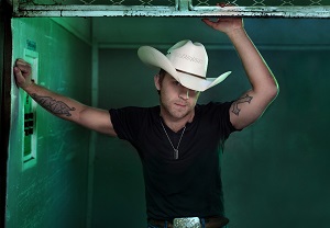 Justin Moore Vows To Play A Private Show At One Lucky Fan's Home