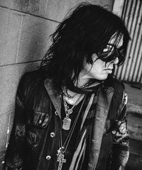 Tom Keifer Working On Bonus Tracks With Vance Powell For Deluxe Edition Of 'The Way Life Goes' Set For Release Later This Year