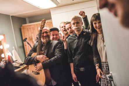 Colin Hay + Of Monsters And Men On Jimmy Kimmel Live! Mash-Up Series