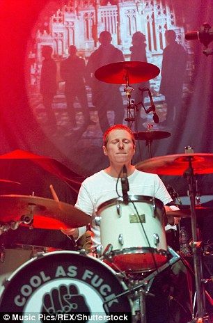 Inspiral Carpets Drummer Craig Gill Dead At 44