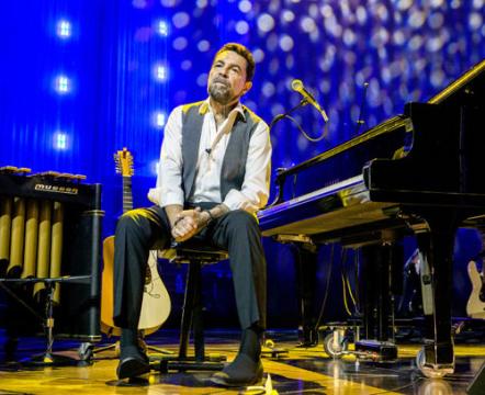 Vocalist Clint Holmes Has An Intimate "Rendezvous" With A Star-Studded Jazz Collective