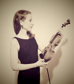 Acclaimed Violinist Laura Giannini To Perform At Theater West 97