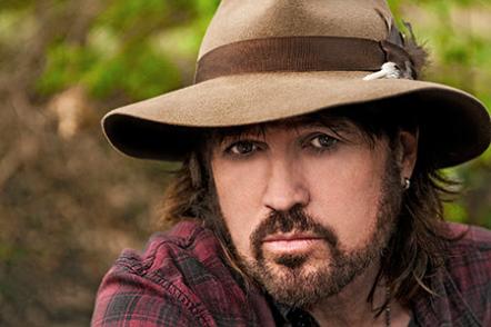 Billy Ray Cyrus Returns To Rolling Thunder, Dedicates "Some Game All" To Fallen Veteran During Grand Ole Opry Performance