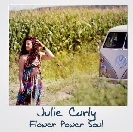 Singer/Songwriter Julie Curly Releases New EP