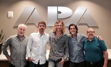 American Idol Alum Casey James Signs With APA