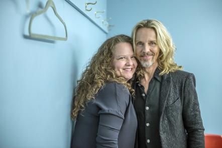 Liza Grossman And Contemporary Youth Orchestra Join Forces With STYX Frontman Tommy Shaw - Premiere Of "Sing For The Day! Tommy Shaw & Contemporary Youth Orchestra"