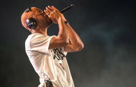 Frank Ocean Performs Stripped-Down Version Of "Nikes"