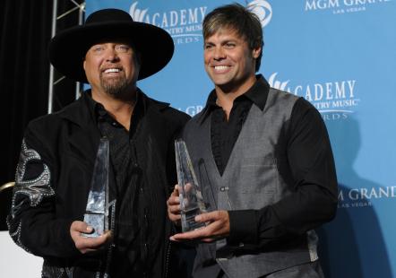 Roy Gentry Of Popular Country Duo, Montgomery Gentry, Tragically Killed In Helicopter Crash In Medford, NJ
