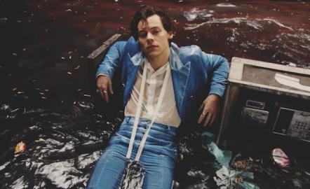 Harry Styles Has Released The First Ever UK Version Of 'Spotify Singles'