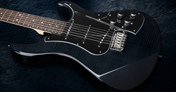 Line 6 Introduces The Variax Limited Edition Onyx Guitar