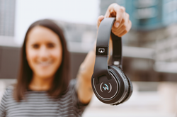 One-E-Way Launches E-Clip, The World's First And Only Wireless Hi-Fi Headphones With Airplay 2 Technology