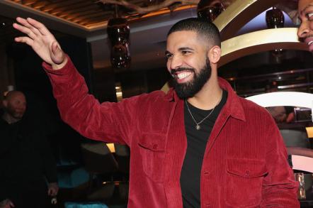 Drake's New Album 'Scorpion' Is The No 1 Album In The Country For The Second Week In A Row
