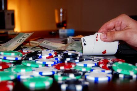Poker Tournaments Online: Real Feelings And Big Wins