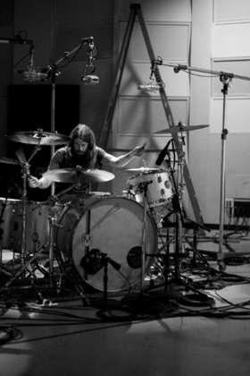 "Play" By Dave Grohl Now Live!