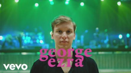 George Ezra Returns To UK Singles' No 1 With "Shotgun"