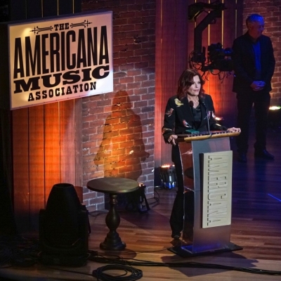 Rosanne Cash Honored With "Spirit Of Americana" Free Speech Award At Americana Honors & Awards; Performed New Song "Everyone But Me"