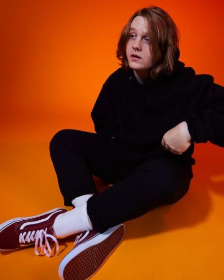 Lewis Capaldi Releases New EP 'Breach'