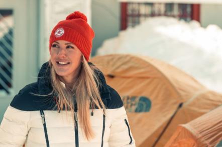 Ellie Goulding Wakes Up Davos To Climate Change