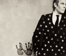 Peter Murphy Pays Tribute To David Bowie With Special Show, Currently On US Tour
