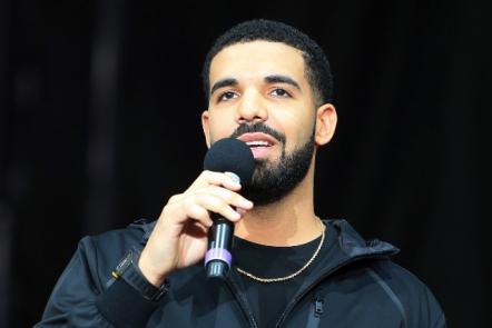 Drake Releases Breakthrough Mixtape "So Far Gone"!