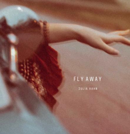 Julia Khan Releases 'Fly Away'